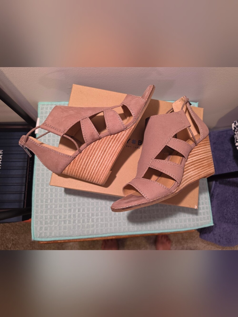 Lucky Brand Milk Chocolate Brown Strappy Wedge Sandals 9.5